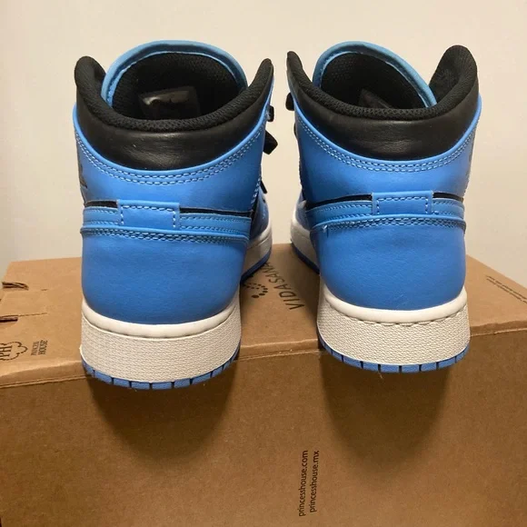 Kids Blue and Black Sneakers Jordan 1 min d